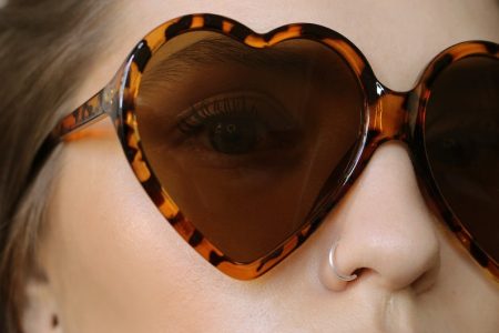 70s heart shaped sunglasses Retro oversized brown tortoise shell effect shades DEBBIE
